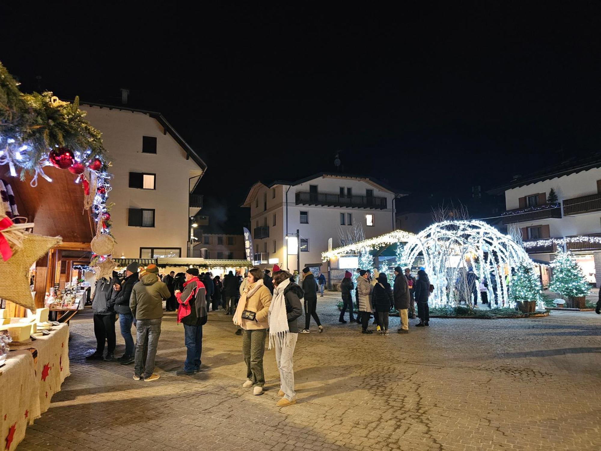 Garni San Lorenzo Pinzolo Bagian luar foto
